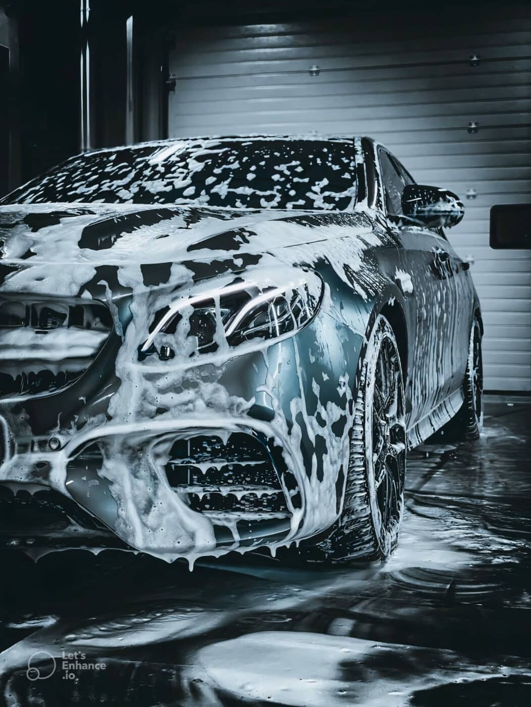 Mycie i detailing samochodu z aktywną pianą w Eco Car Opole